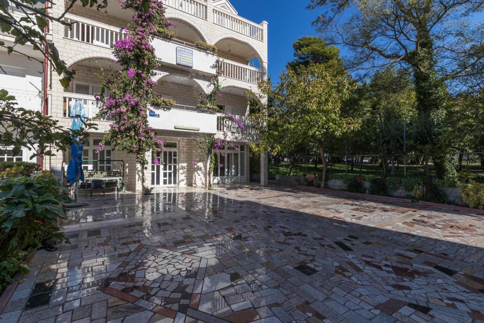 Apartments Dino Kaštela Exterior foto